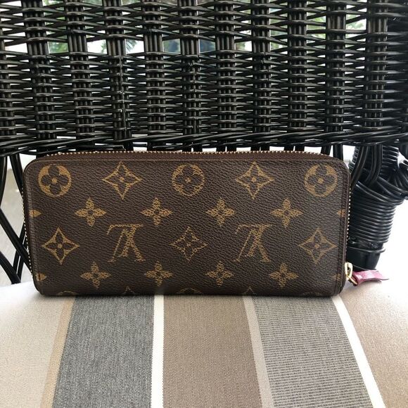 Louis Vuitton Clemence Wallet - Picture 2 of 14